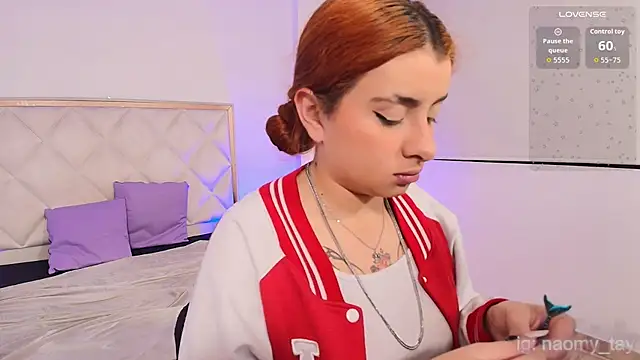 Naomy tay1 online show from 10.28.25