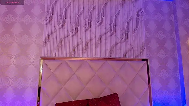 Naomy tay1 online show from 02.02.26