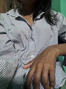 modelnishu online show from 10.25.25