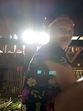 Snapshot of Mamapm20 chatting on 09.24.25 Mamapm20 online show from 09.24.25