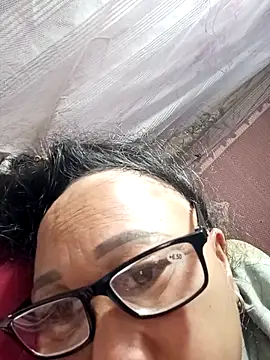 Snapshot of Mamapm20 chatting on 09.25.25 Mamapm20 online show from 09.25.25