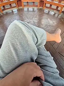 starvingo2002 online show from 09.18.25