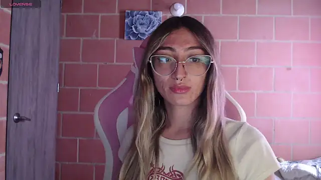 Andrea camilaaa online show from 10.28.25