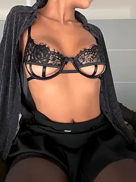 Snapshot of Minaaaa02 chatting on 09.26.25 Minaaaa02 online show from 09.26.25