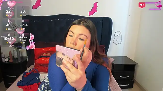 LucyPetit online show from 10.01.25