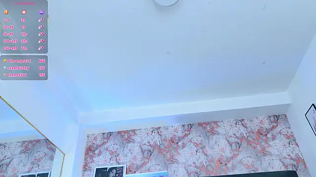 Snapshot of Angelique_Angell chatting on 05.16.26 Angelique Angell online show from 05.16.26