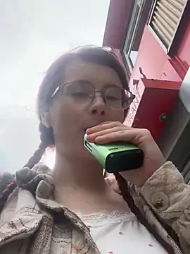 raen001 online show from 04.15.26