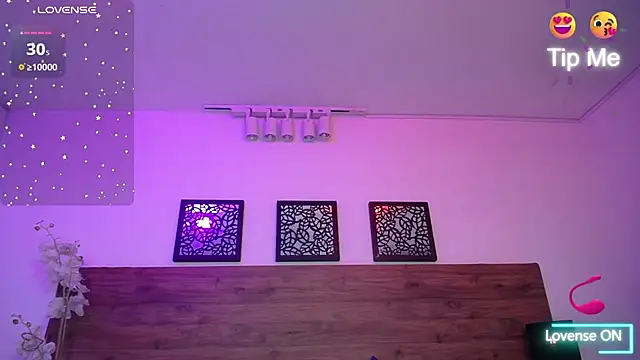 Snapshot of AlexandraCambell chatting on 09.11.25 AlexandraCambell online show from 09.11.25