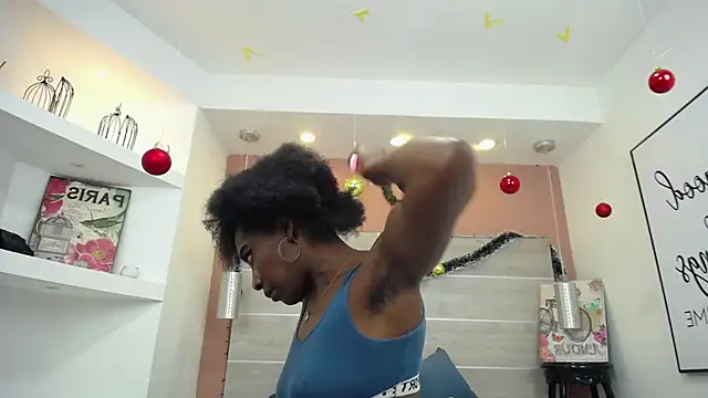 Snapshot of AlexandraCambell chatting on 12.20.25 AlexandraCambell online show from 12.20.25