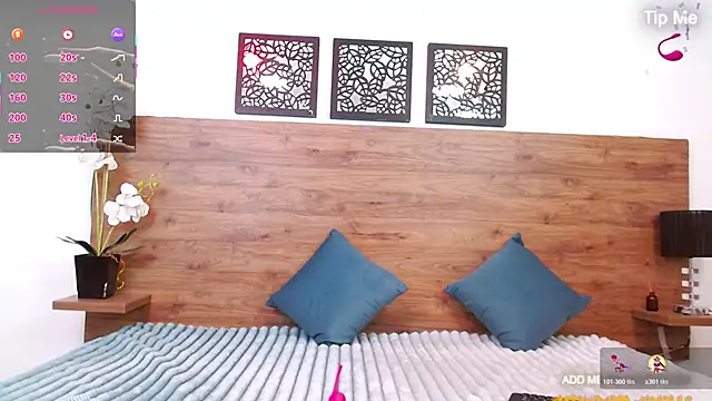 Snapshot of AlexandraCambell chatting on 02.25.26 AlexandraCambell online show from 02.25.26