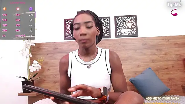 Snapshot of AlexandraCambell chatting on 03.09.26 AlexandraCambell online show from 03.09.26