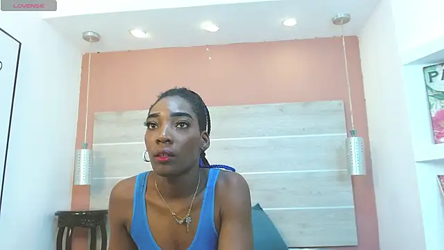 Snapshot of AlexandraCambell chatting on 04.25.26 AlexandraCambell online show from 04.25.26