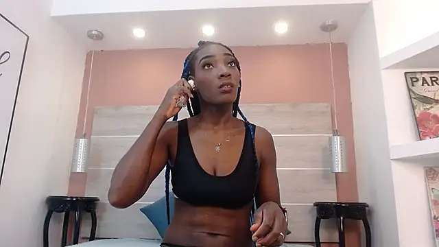 Snapshot of AlexandraCambell chatting on 06.13.26 AlexandraCambell online show from 06.13.26