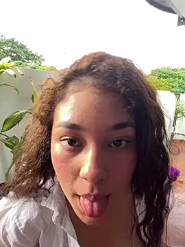 lana rousse01 online show from 10.27.25