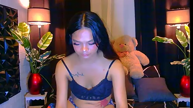 Morena cockts online show from 11.23.25