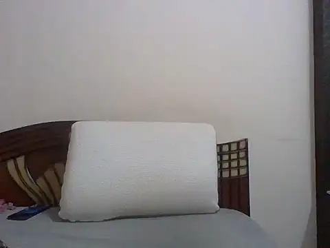 Snapshot of anu-anu2002 chatting on 02.12.26 anu-anu2002 online show from 02.12.26