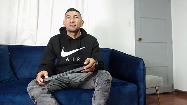 Morganandmegan online show from 10.09.25