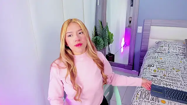 LexxyBunny  online show from 10.25.25