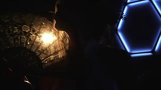 Alvuwkaa online show from 10.25.25