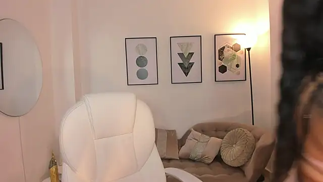 Beverly johnson online show from 10.15.25