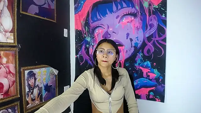 Snapshot of SofieLove_01 chatting on 09.18.25 SofieLove 01 online show from 09.18.25