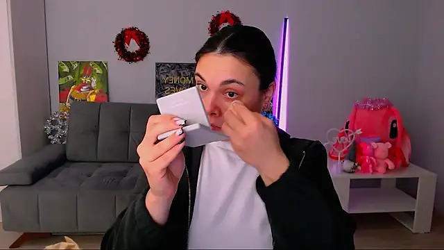 queenofthesense  online show from 11.27.25