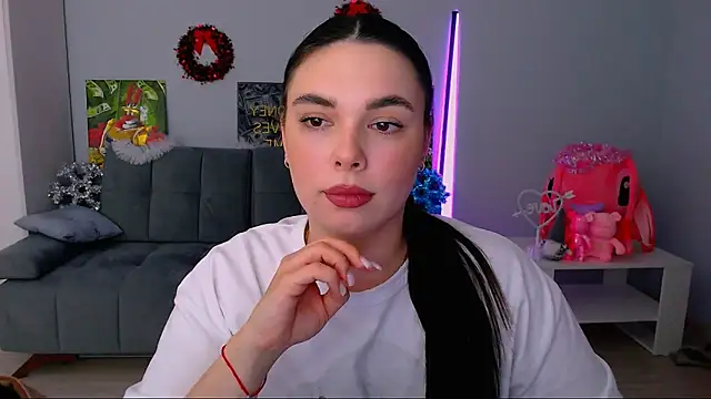 queenofthesense  online show from 12.20.25