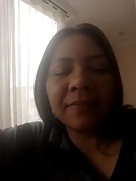 hiilarybrown online show from 02.17.26