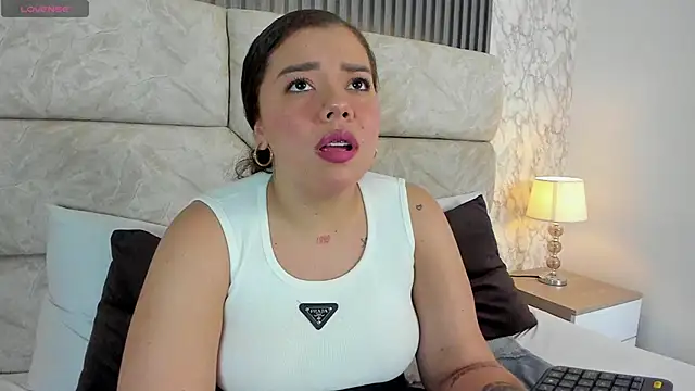 leilapons online show from 10.15.25