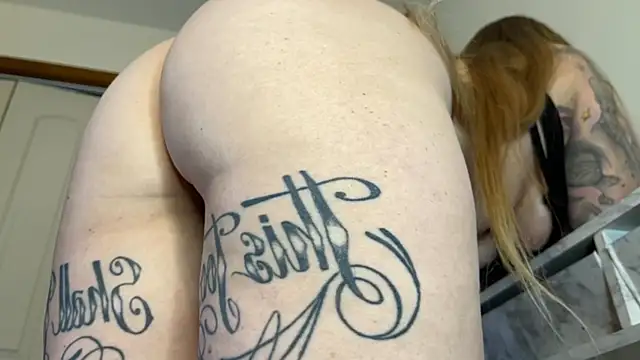 peachykatt online show from 11.01.25