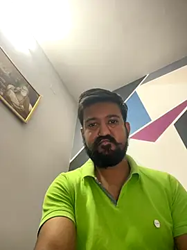 Snapshot of milf_banger121 chatting on 09.21.25 milf banger121 online show from 09.21.25