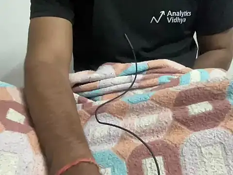 Snapshot of milf_banger121 chatting on 10.26.25 milf banger121 online show from 10.26.25