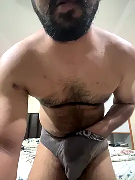 Snapshot of milf_banger121 chatting on 10.31.25 milf banger121 online show from 10.31.25