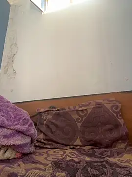 Snapshot of milf_banger121 chatting on 11.22.25 milf banger121 online show from 11.22.25