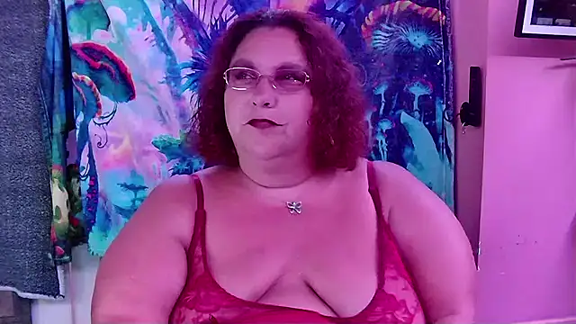 Snapshot of lil-gemini-hippy chatting on 09.24.25 lil-gemini-hippy online show from 09.24.25