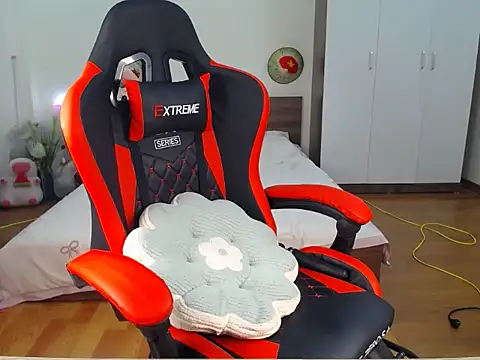 NANA 199k online show from 04.09.26