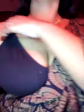 annanya01 online show from 12.05.25