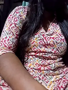 Snapshot of ANNA_HOT111 chatting on 10.10.25 ANNA HOT111 online show from 10.10.25