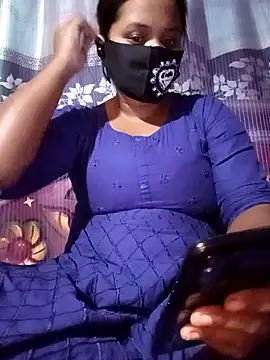 Snapshot of ANNA_HOT111 chatting on 12.01.25 ANNA HOT111 online show from 12.01.25