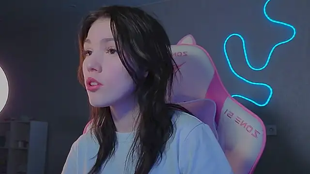 Sophie SkyAngel online show from 12.05.25