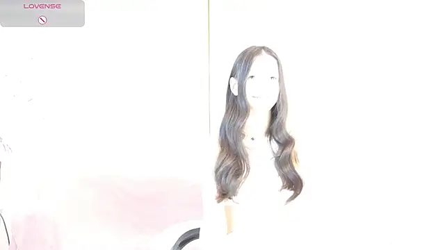 Snapshot of Janet_Jee chatting on 09.17.25 Janet Jee online show from 09.17.25