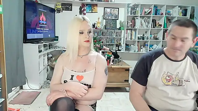 Snapshot of Barbieandteddy chatting on 05.19.26 Barbieandteddy online show from 05.19.26