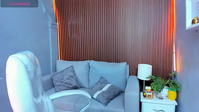 Leo santoro online show from 11.17.25