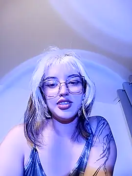 Blueee cat online show from 03.24.26