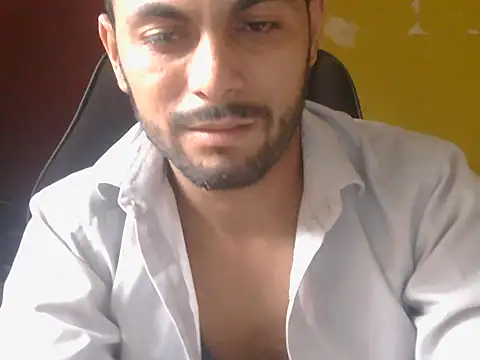 Snapshot of ursdreamperson chatting on 06.19.26 ursdreamperson online show from 06.19.26