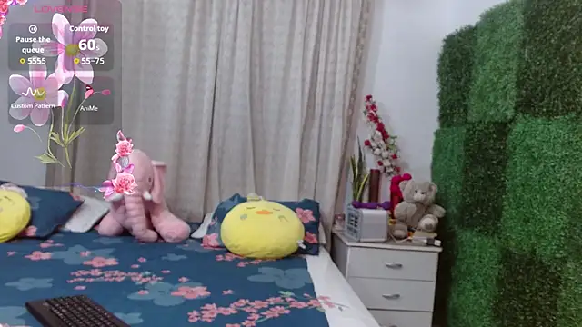 angelly  kate online show from 10.28.25