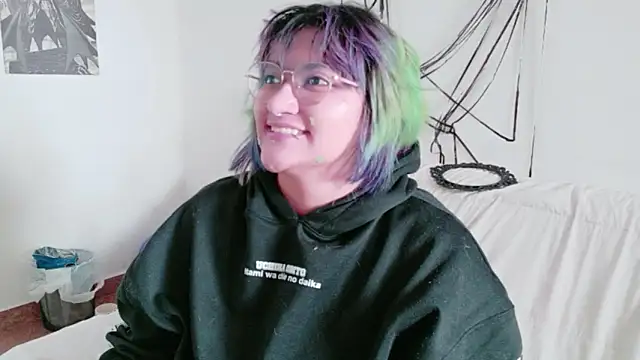 Snapshot of XxGreenGoodxX chatting on 07.13.26 XxGreenGoodxX online show from 07.13.26