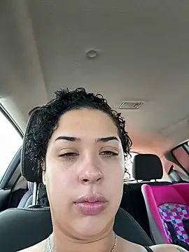 Snapshot of theviberoom chatting on 09.22.25 theviberoom online show from 09.22.25