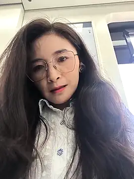 Snapshot of wsyx326 chatting on 09.24.25 wsyx326 online show from 09.24.25