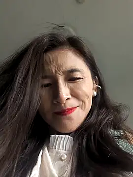 Snapshot of wsyx326 chatting on 10.17.25 wsyx326 online show from 10.17.25